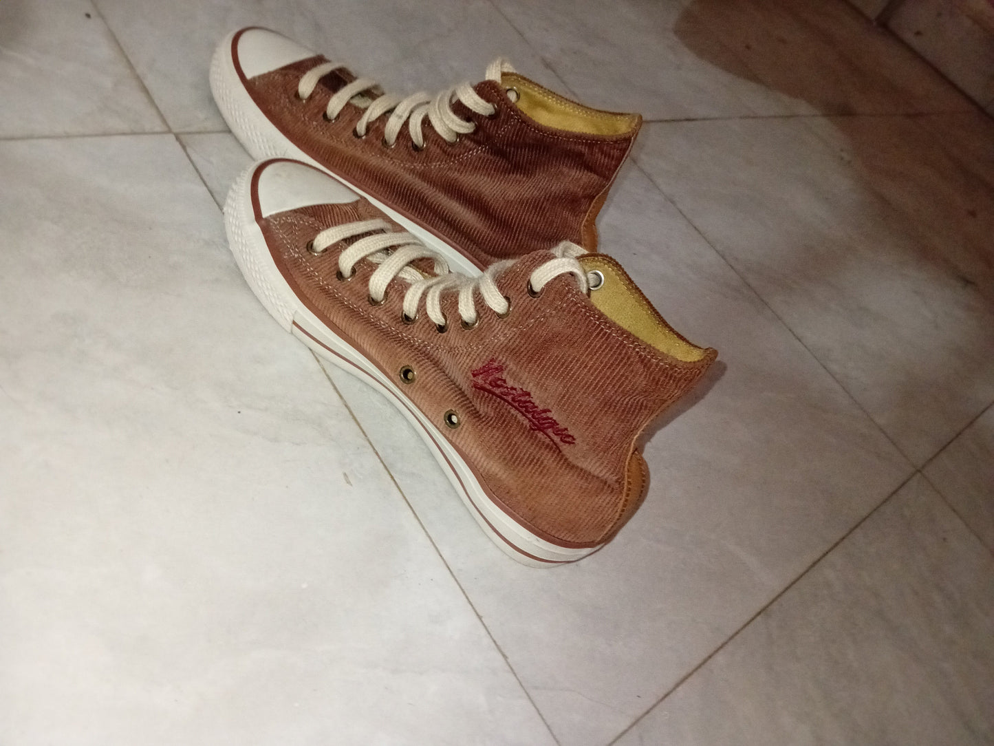 Nostalgic Corduroy High Top Sneakers – Brown (Size 39)
