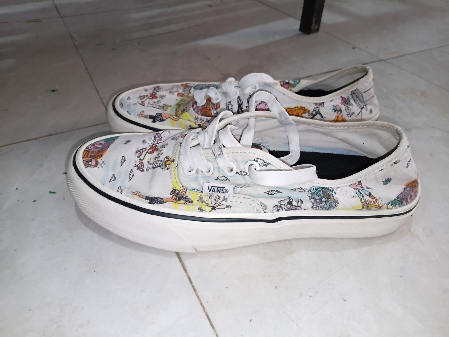 Vans Authentic Storybook Print Low Top Sneakers