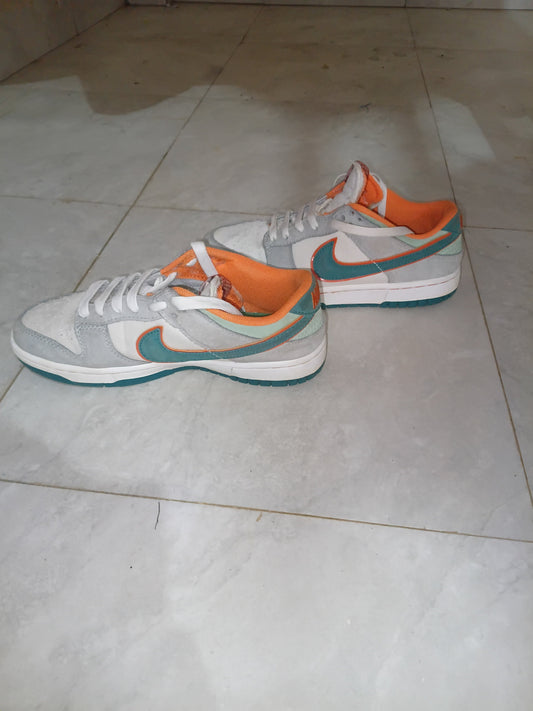 Vintage Nike Low Top Sneakers – Grey/Teal/Orange (Size 38)